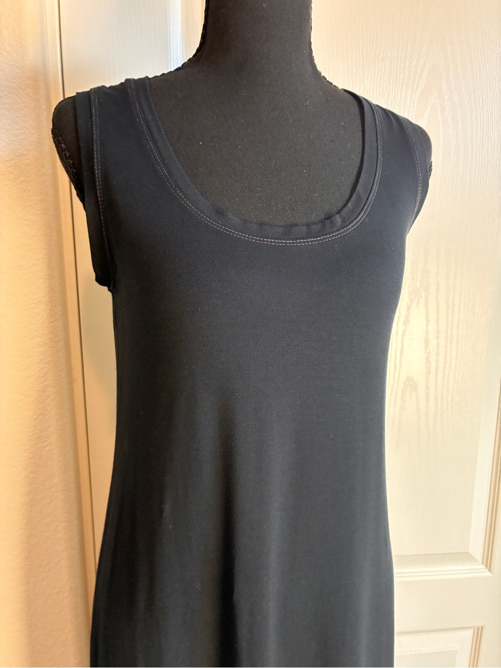 fresh produce Black Sleeveless Scoop Neck Maxi Dress